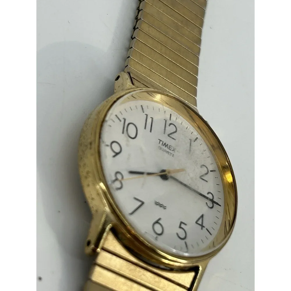 Vintage Mens Timex Quartz Watch Gold Color With Stainless Steel Band